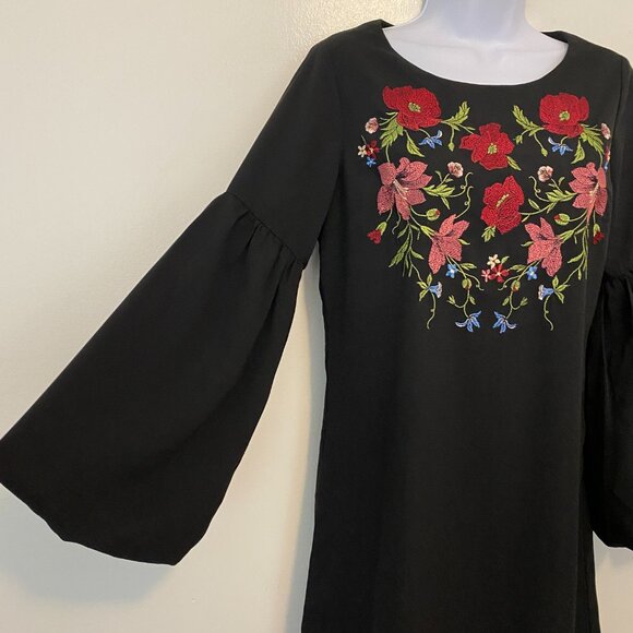 Anthropologie Skies Are Blue Black Shift Dress Size XS Embroidered - Picture 3 of 9